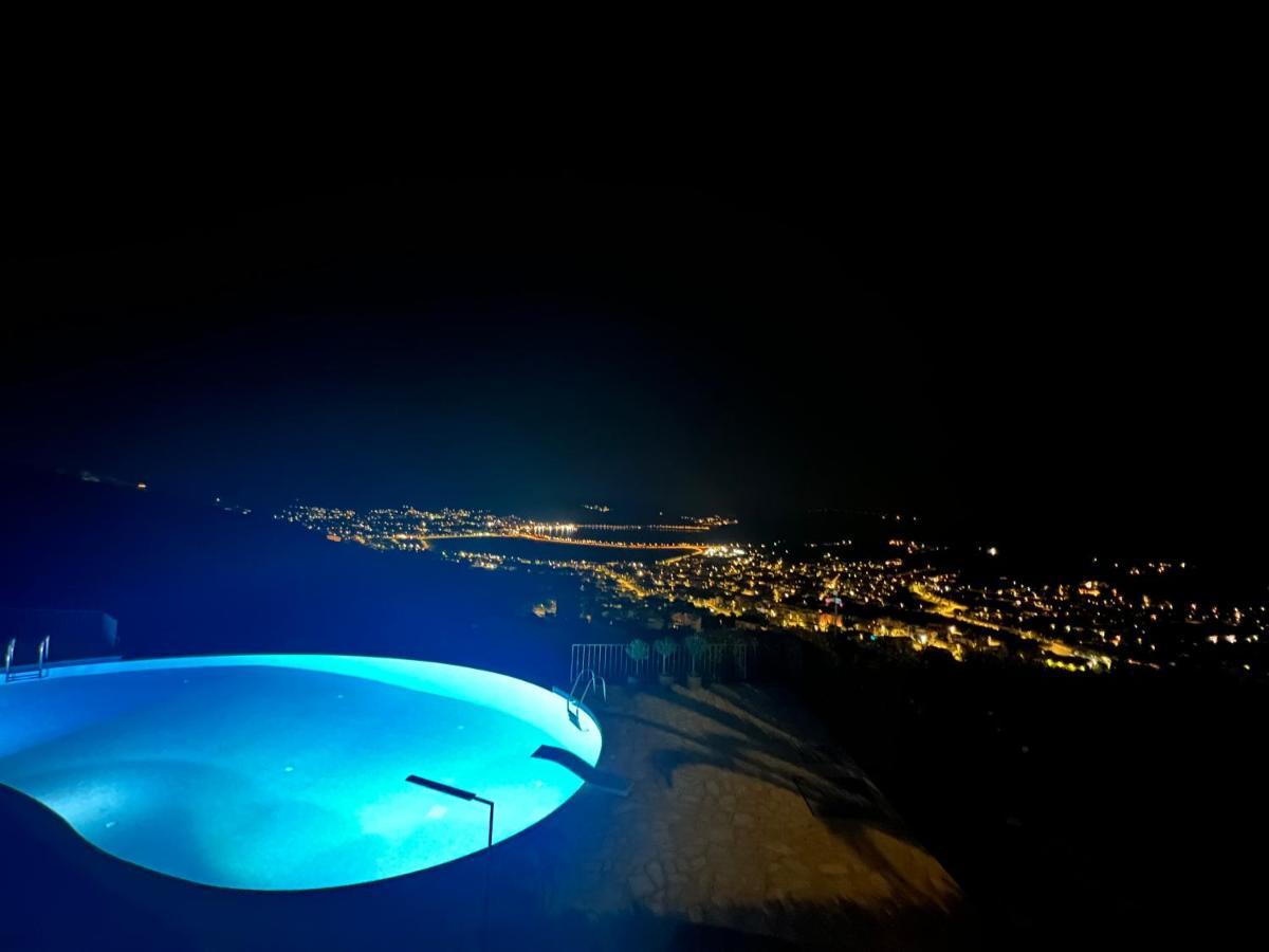 Endless Blue Villa Anavyssos Exterior photo